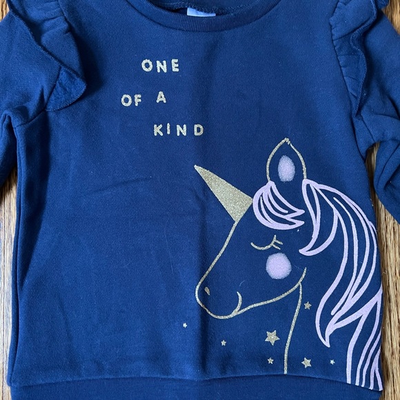 NWT Carter’s Girls Sweatshirt, 24 months - Picture 2 of 5